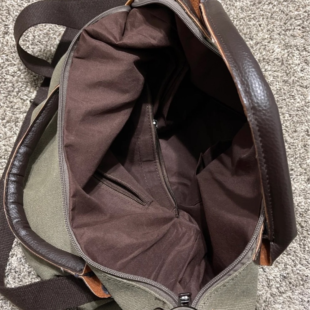 Purse - Picture 2 of 3